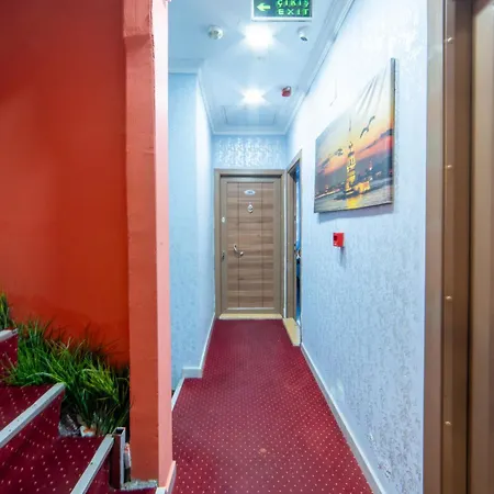 Boutique Sultan Hotel 3*
