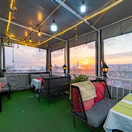 Boutique Sultan Szálloda 3*